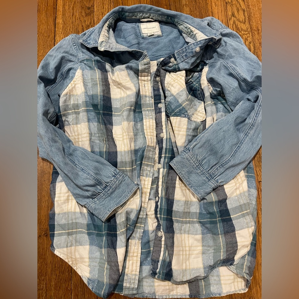 American Eagle Outfitters Light Blue and Cream Plaid Denim-Trim Shirt